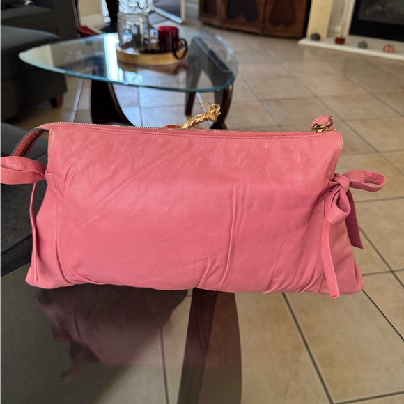 Gucci Pink Leather Hysteria Clutch - Picture 3 of 13